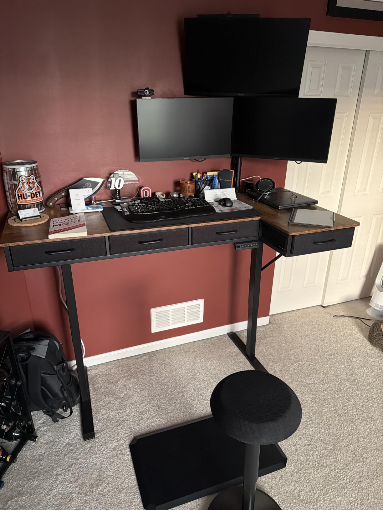 63 Inch L Shaped Electric Standing Desk with Drawers, Height Adjustable Large Desk with Power Outlets, Sit Stand Table, Writing Computer Desk for Home, Office, Workstation, Rustic Brown customer photo 2