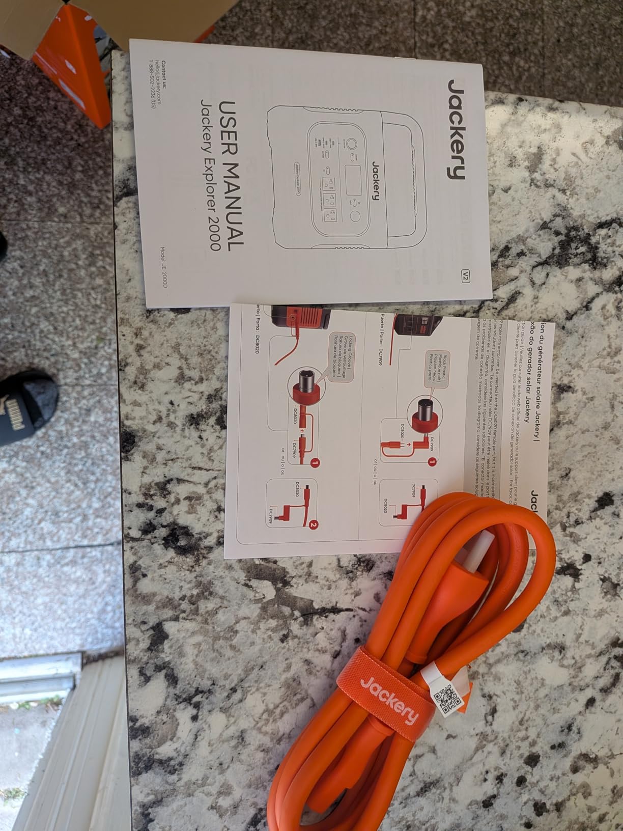 Jackery Explorer 2000 v2 Portable Power Station, 2042Wh LiFePO4 Home Backup Battery, 2200W Solar Generator, USB-C PD 100W Fast Charging for Emergencies, Power Outages, Camping customer photo 2
