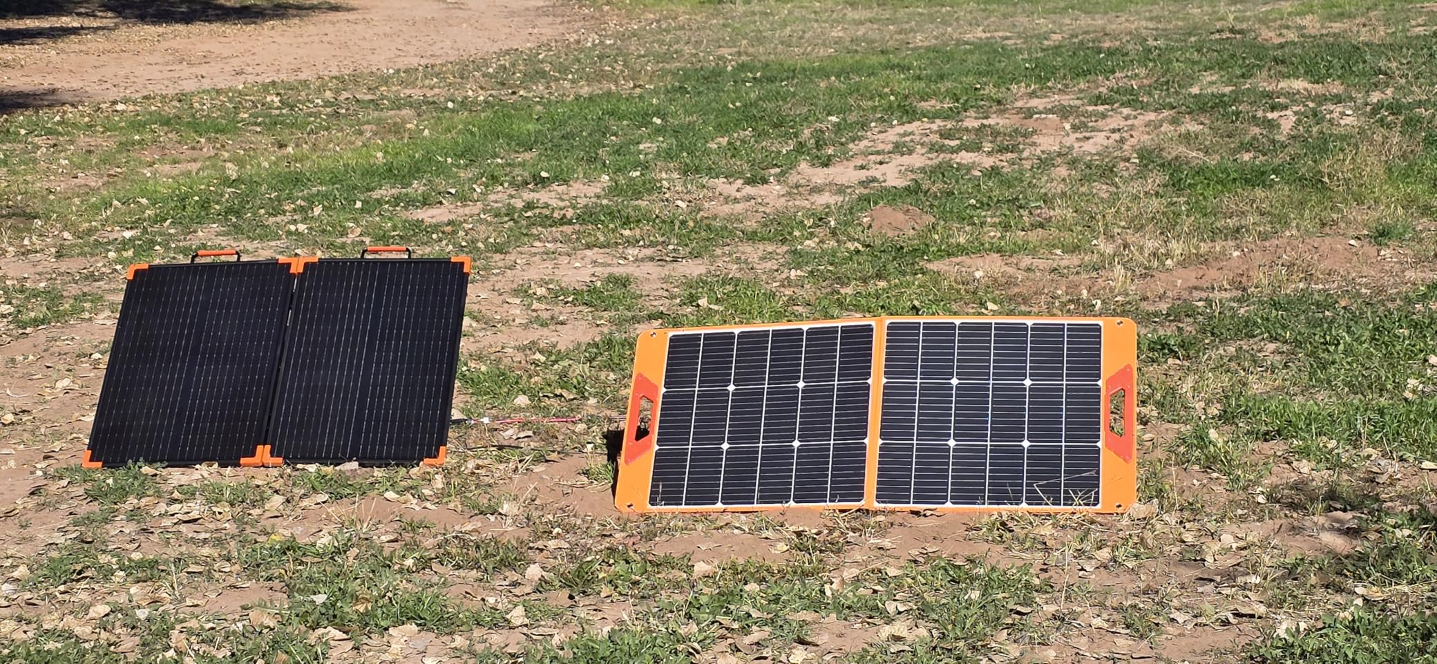 ZOUPW 100W Portable Solar Panel, Foldable Tempered Glass Solar Panel Kit with 20A PWM Controller for 12V Battery&Power Station, IP68 Waterproof 23.5% Efficiency for RV, Camping & Off-Grid customer photo 2