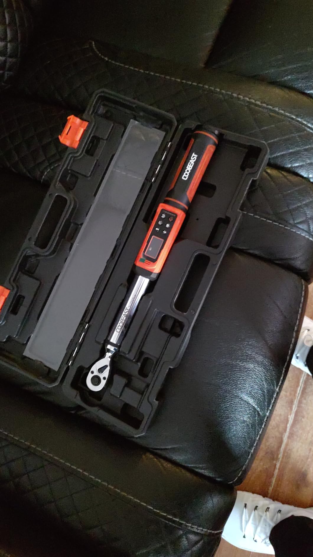 coobeast 3/8 Drive Digital Torque Wrench (1.5-99.5 Ft-lbs./2-135Nm) | Preset Value Torque Wrench with ±2% accuracy, Buzzer and LED Flash Five Units of Measure for Motorcycle, Auto Repair customer photo 1