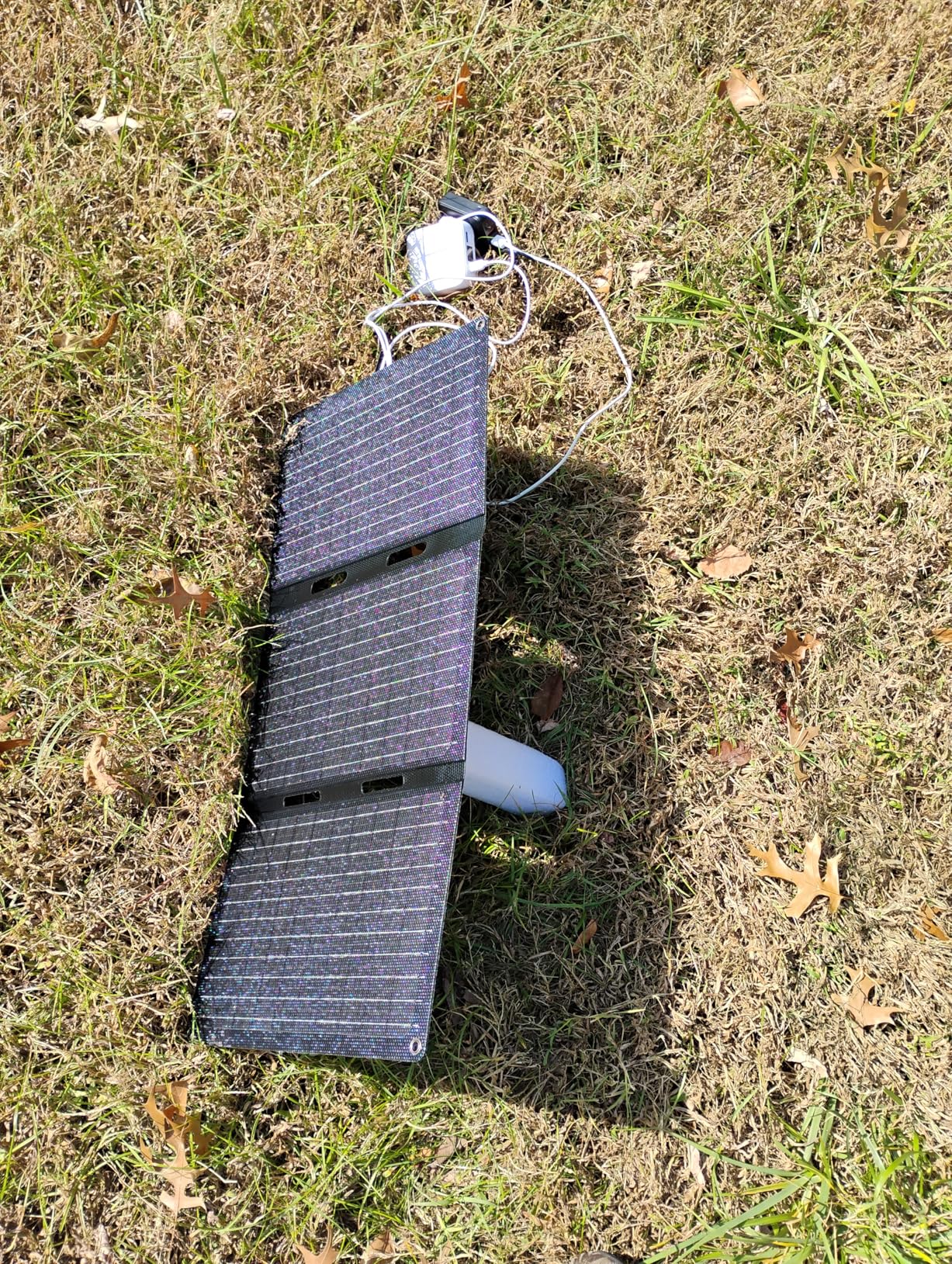 Ecosonique 30W Portable Foldable Solar Panel Charger with USB-C & USB-A | Lightweight, ETFE, Waterproof, Compatible with Camping, Outdoor, Travel with Cell Phones, iPhone, iPad, Samsung, Power Banks customer photo 1