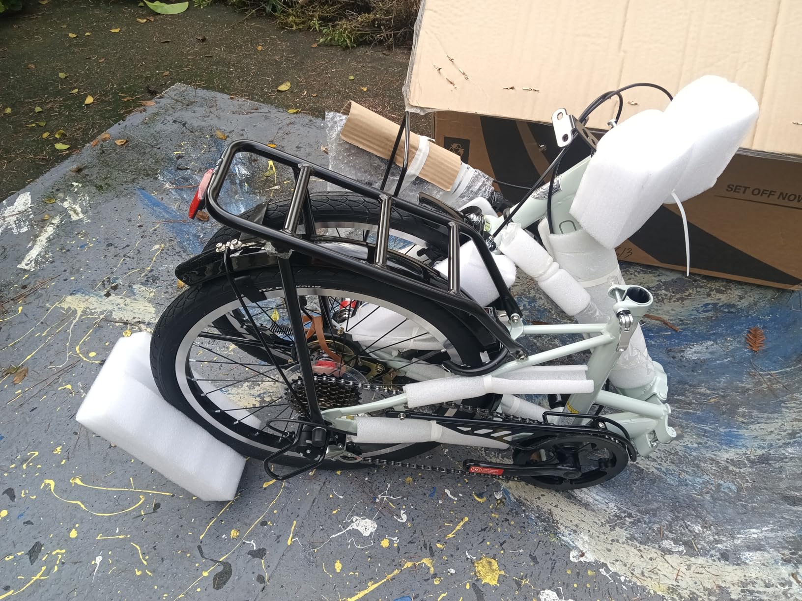 Quartet Folding Bike, 20/24 Inch, 7-Speed, Dual Brakes | Folds in seconds. Features 7-speed shifting, dual brakes, basket and rear rack for everyday city riding. customer photo 1