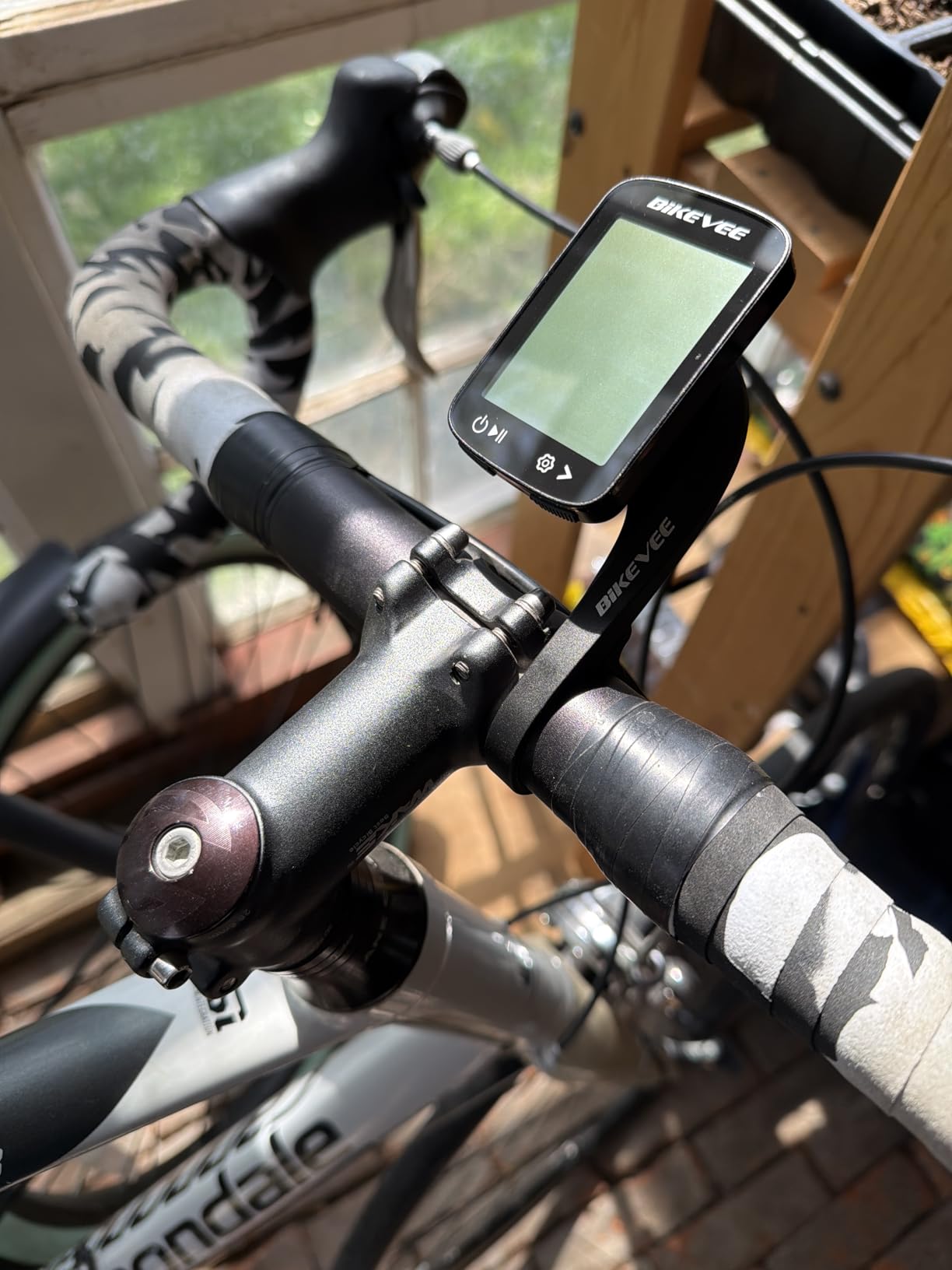 GPS Bike Computer Wireless Cycling Computer with Auto Backlight, Bicycle Speedometer Odometer, Waterproof GPS Speed Tracker for Road Mountain Bikes customer photo 2