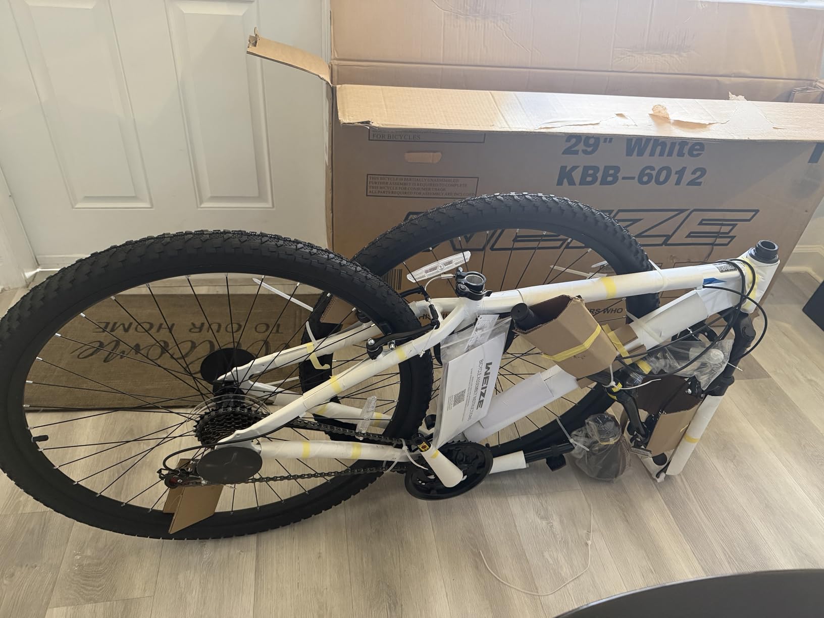 WEIZE Hardtail Mountain Bike, 29 Inch Wheels Outdoor Cycling Bike, 21-Speed Trigger Shifter, Aluminum Frame for Women and Men, Comfort Saddle, MTB Bicycle with Suspension Fork customer photo 2