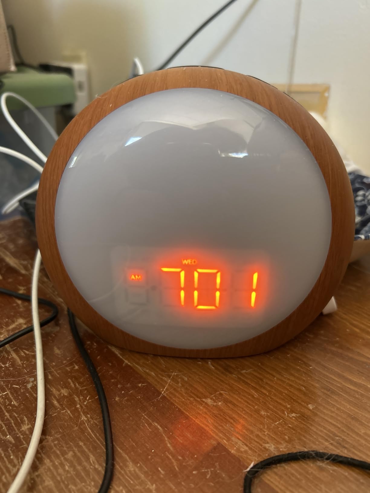 Wake Up Light Sunrise Alarm Clock White Noise Machine with Sunrise Sunset Simulation for Heavy Sleepers Kids Bedroom Dual Alarms Snooze Sound Brown Noise Machine with 25 Sounds for Sleeping customer photo 1