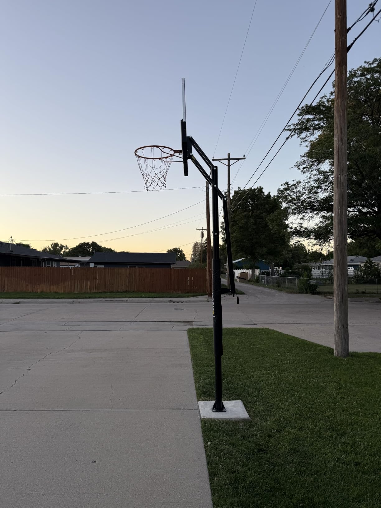 Yohood In Ground Basketball Hoop Outdoor 10FT Adjustable Height with Crank, in-Gound Basketball Goal System with 50 Inch Shatterproof PC Backborad and Solid Steel Rim customer photo 2