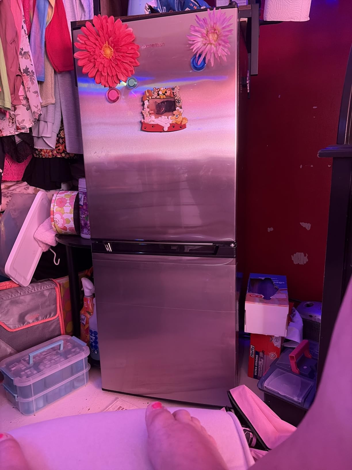 Upstreman 7.1 Cu.Ft Refrigerator with Bottom Freezer, Apartment Fridge with Freezer, Energy-efficient, Large Capacity, Adjustable Thermostat, Refrigerator for Apartment, Kitchen, Dorm, Silver(BM71) customer photo 1