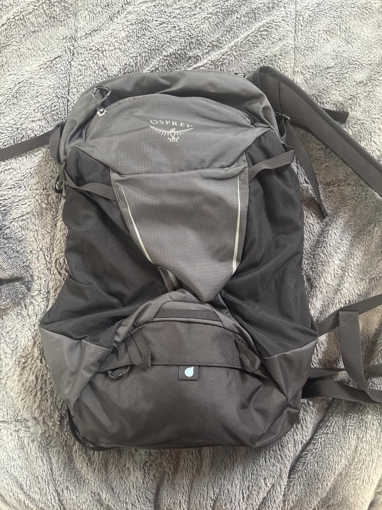 Osprey Hikelite 18L Durable Hiking Backpack - Travel Daypack with Rain Cover for Men and Women, Olive Tan customer photo 1