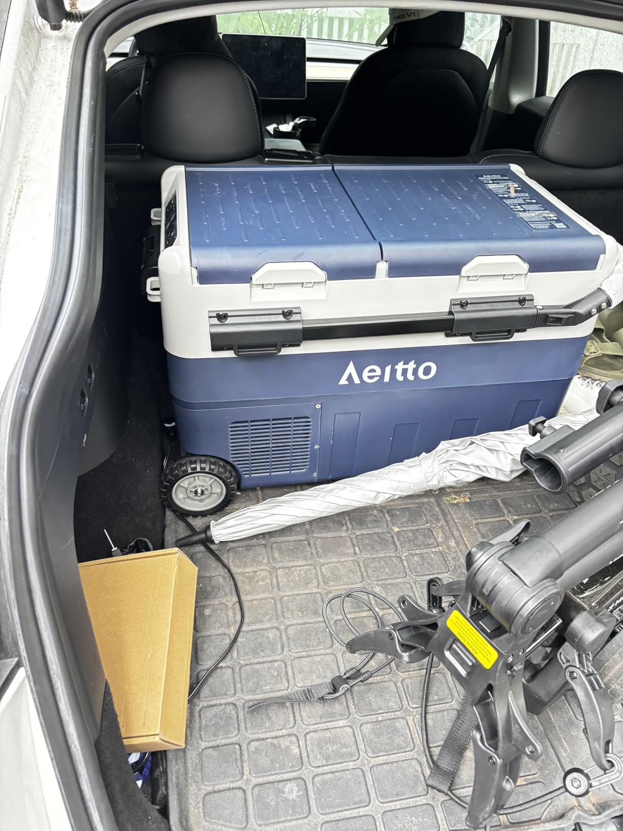 Aeitto 12 Volt Car Refrigerator, 32QT(30L) Dual Zone Portable Car Fridge Freezer -4F-68F Electric Cooler Dual Temp Control Cooling Freezing 12/24V DC & 100-240V AC for Travel, Camping, RV, Road, Home customer photo 1