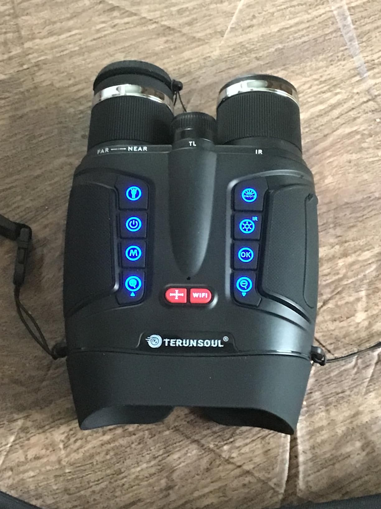 Night Vision Goggles - Smart APP 4K Night Vision Binoculars, 10000mAh Battery, 128GB Card for Photo and Video, 3'' UHD Screen & 8X Zoom Binoculars for Camping, Hunting, Security (Black) customer photo 2