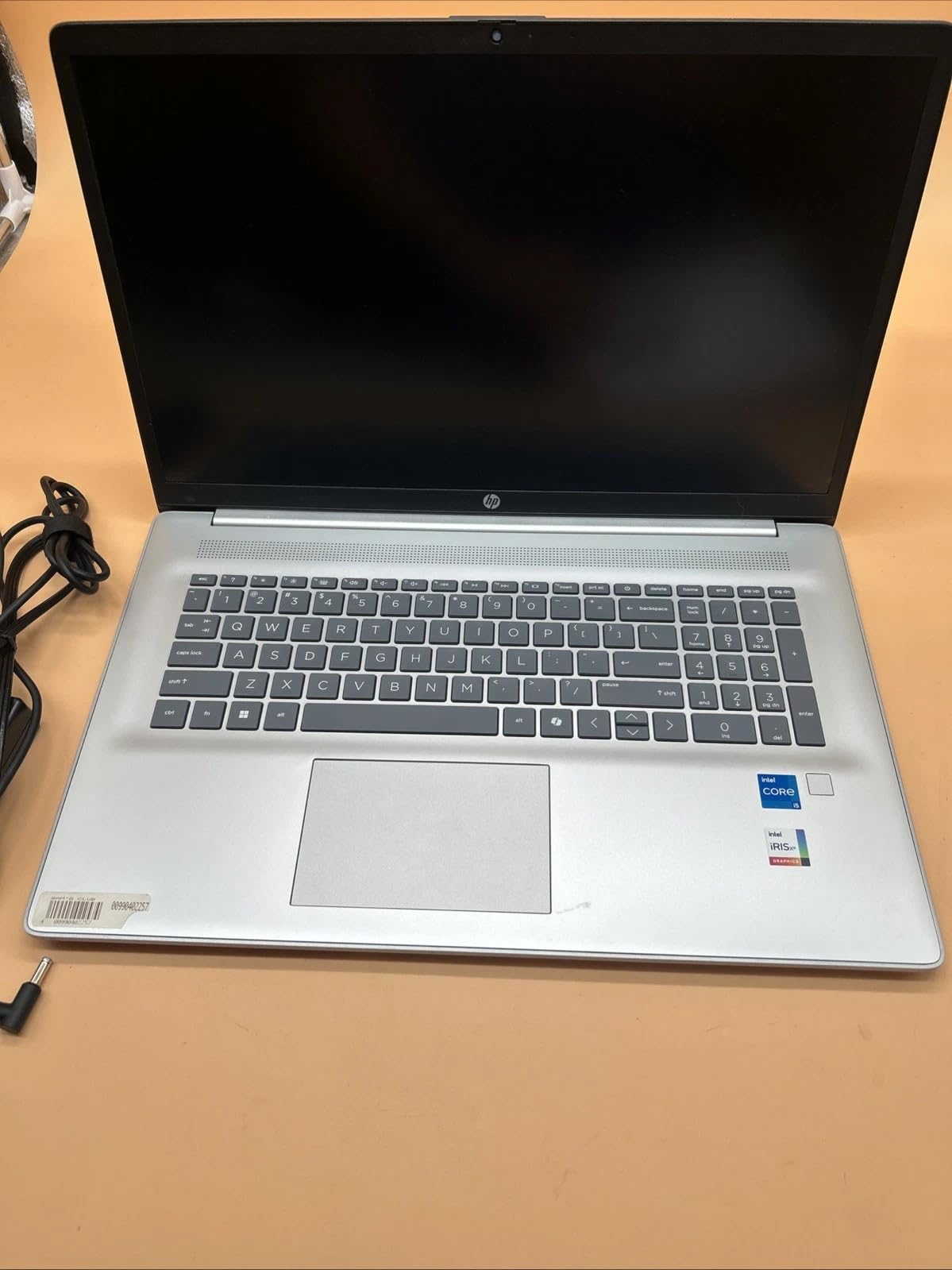 HP 17.3