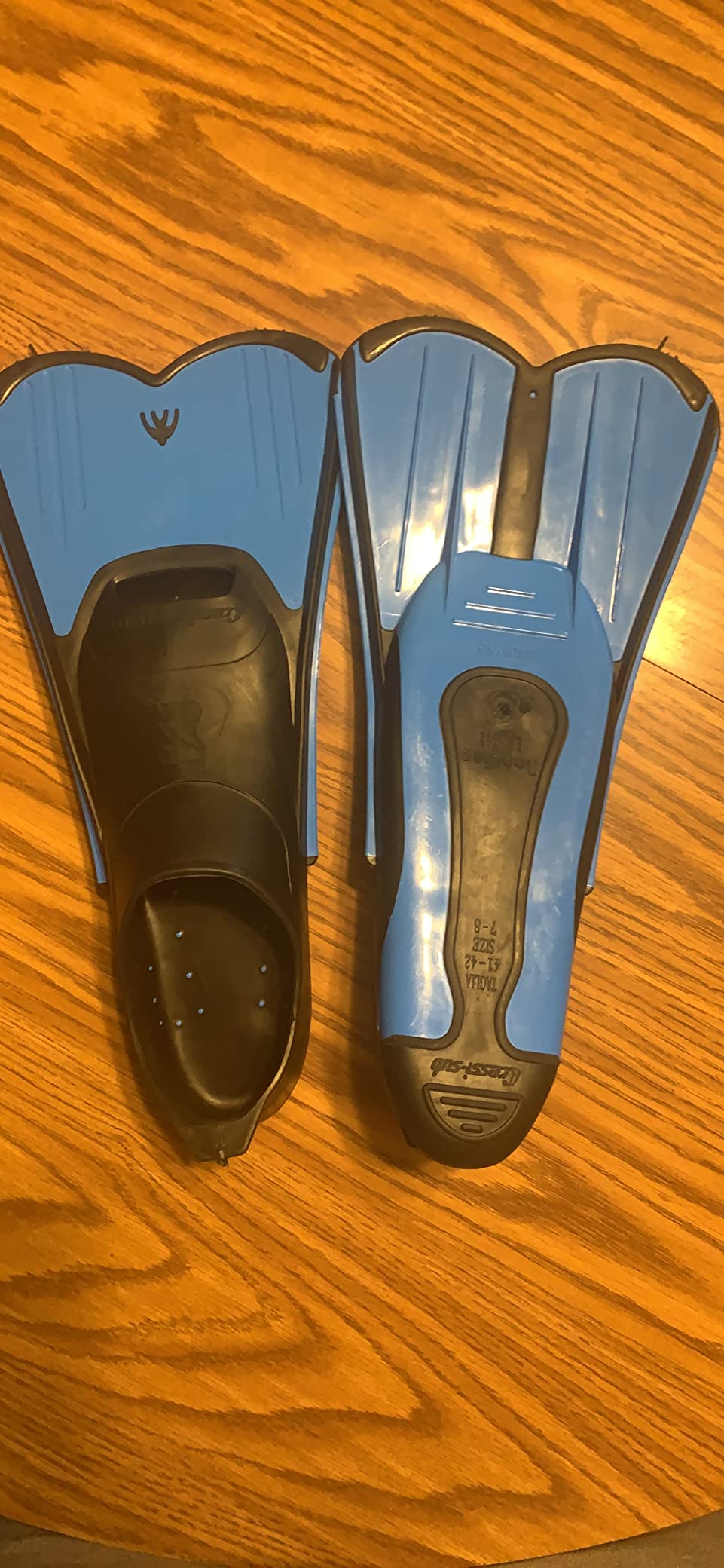 Cressi Short Full Foot Pocket Fins for Swimming or Training in the Pool and in the Sea - Light: made in Italy customer photo 1