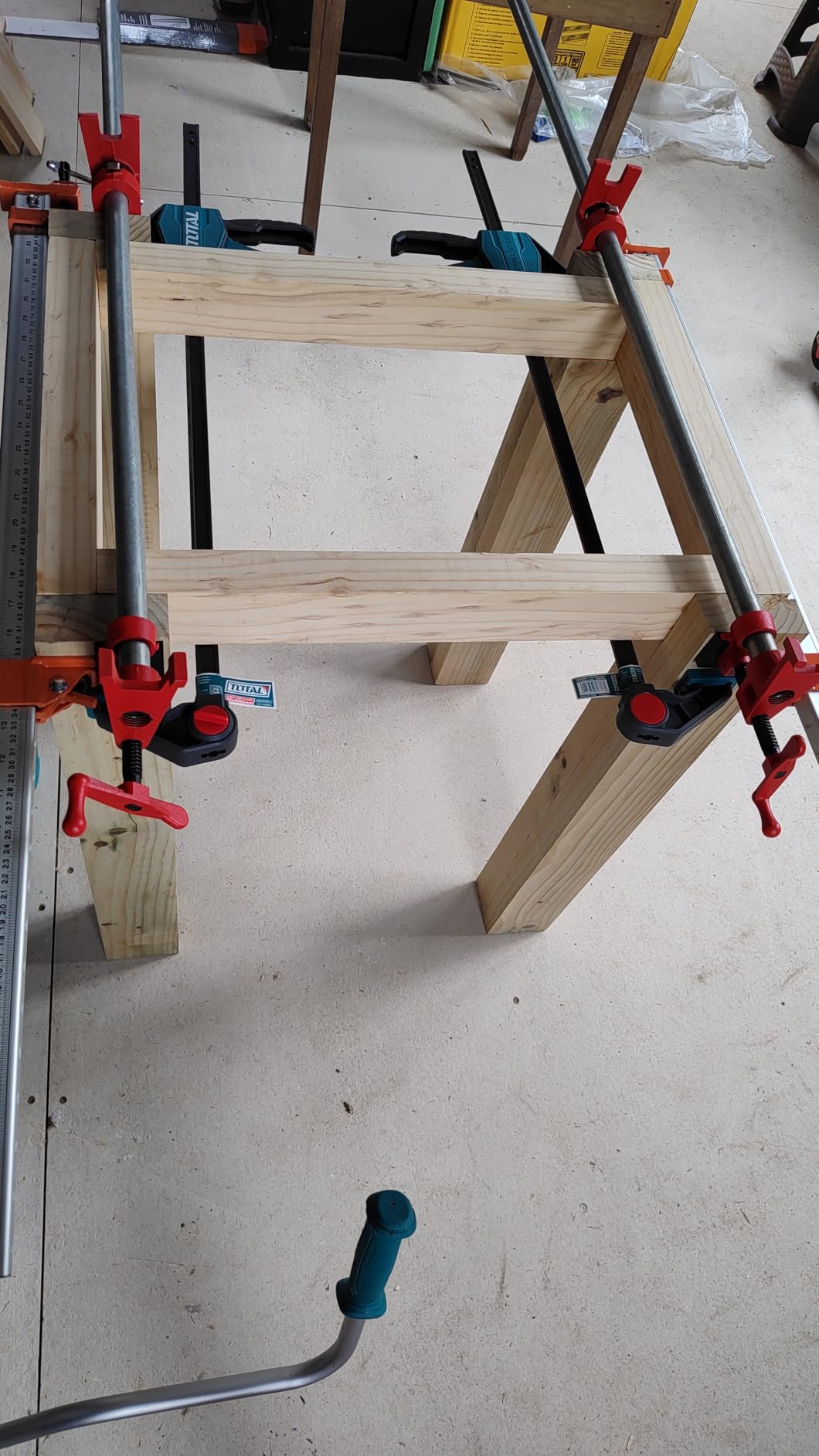 Bessey BPC-H34, 3/4-In. H Style Pipe Clamps - Incredibly Versatile, Easy To Assemble, Indespensable Workshop Clamp For Woodworking, Carpentry, Home Improvement, and DIY Projects customer photo 1