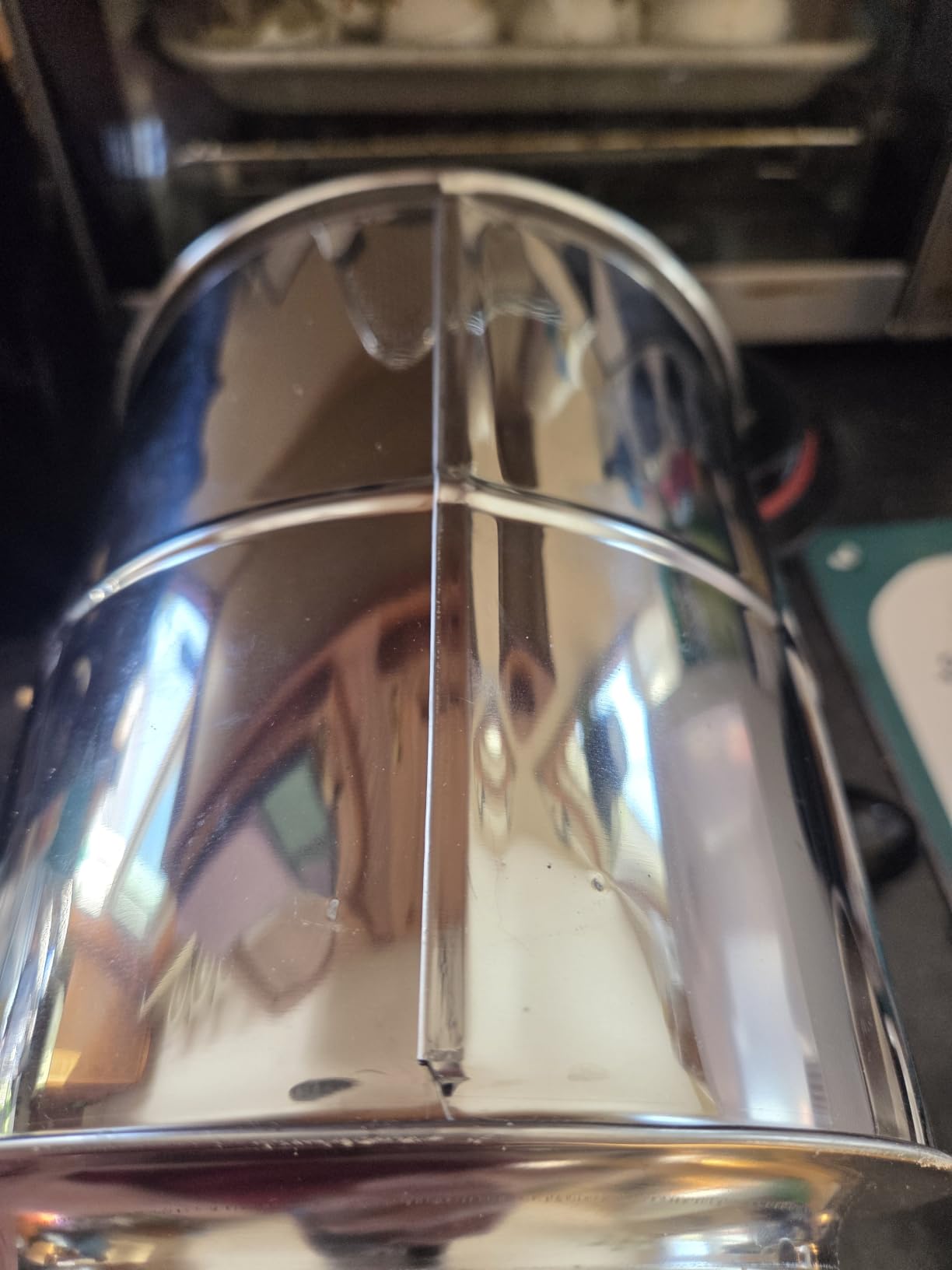 Winco 8 Cups Stainless Steel Rotary Sifter | Professional-grade construction for precise sifting, Restaurant service customer photo 1