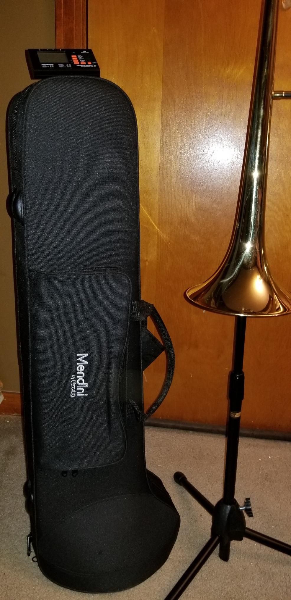 Mendini by Cecilio Brass Plated Bb Tenor Slide Trombone Kit - Gold customer photo 1