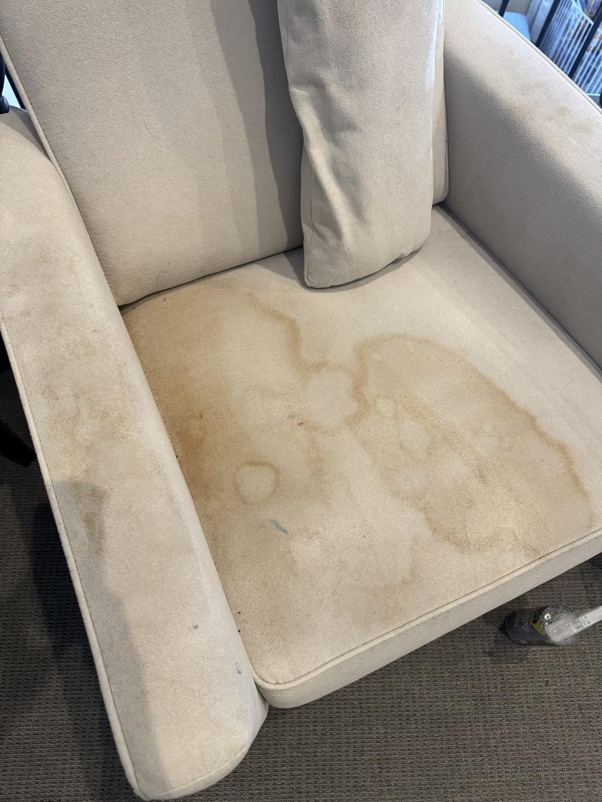 Chemical Guys, Lightning Fast Carpet & Upholstery Stain Extractor, 16 oz | Tackles coffee, soda, wine and pet messes on carpet, seats and mats, just spray, agitate and blot for a clean look. customer photo 1