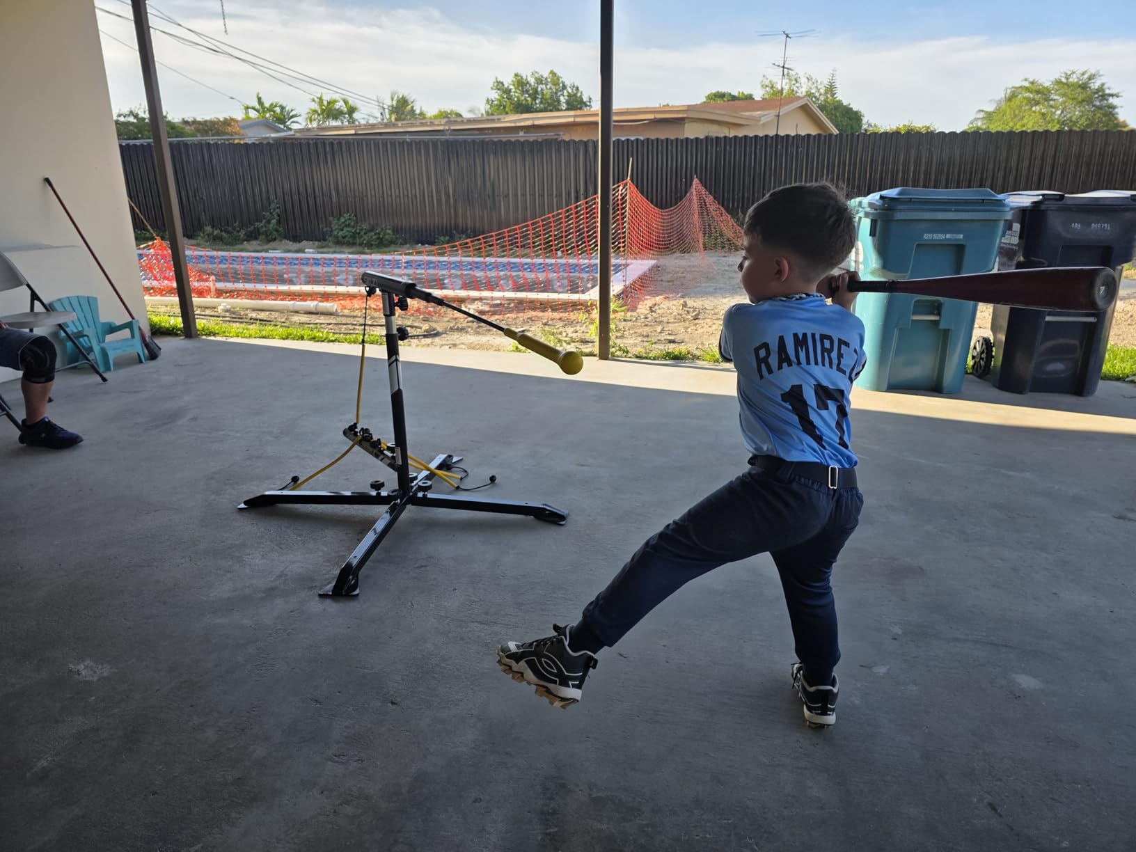 SKLZ Hurricane Baseball and Softball Swing Trainer, Adjustable Power Band System with Anti-Dent Ball Head, Height 23 to 38 Inches customer photo 1