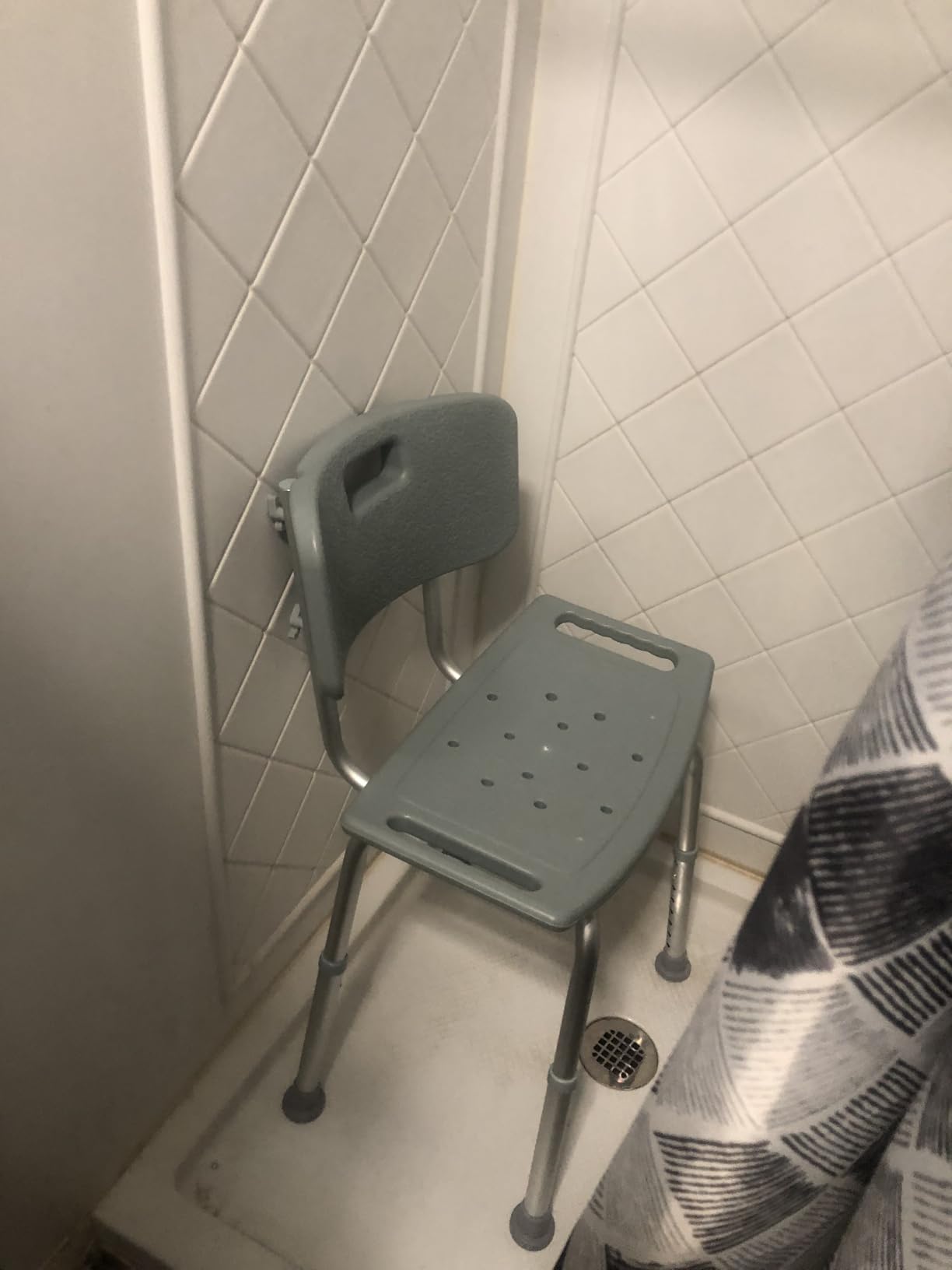 Drive Medical Shower Chair with Back and Suction Feet, Gray | Adjustable Bathroom Bench Features Contoured Seat and Suction Feet for Lightweight, Durable Bathing Support customer photo 1