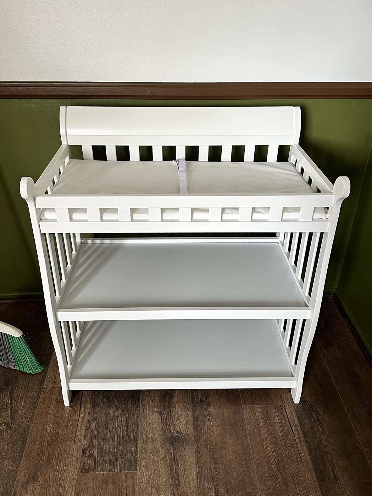 Delta Children Eclipse Changing Table with Changing Pad, White customer photo 2