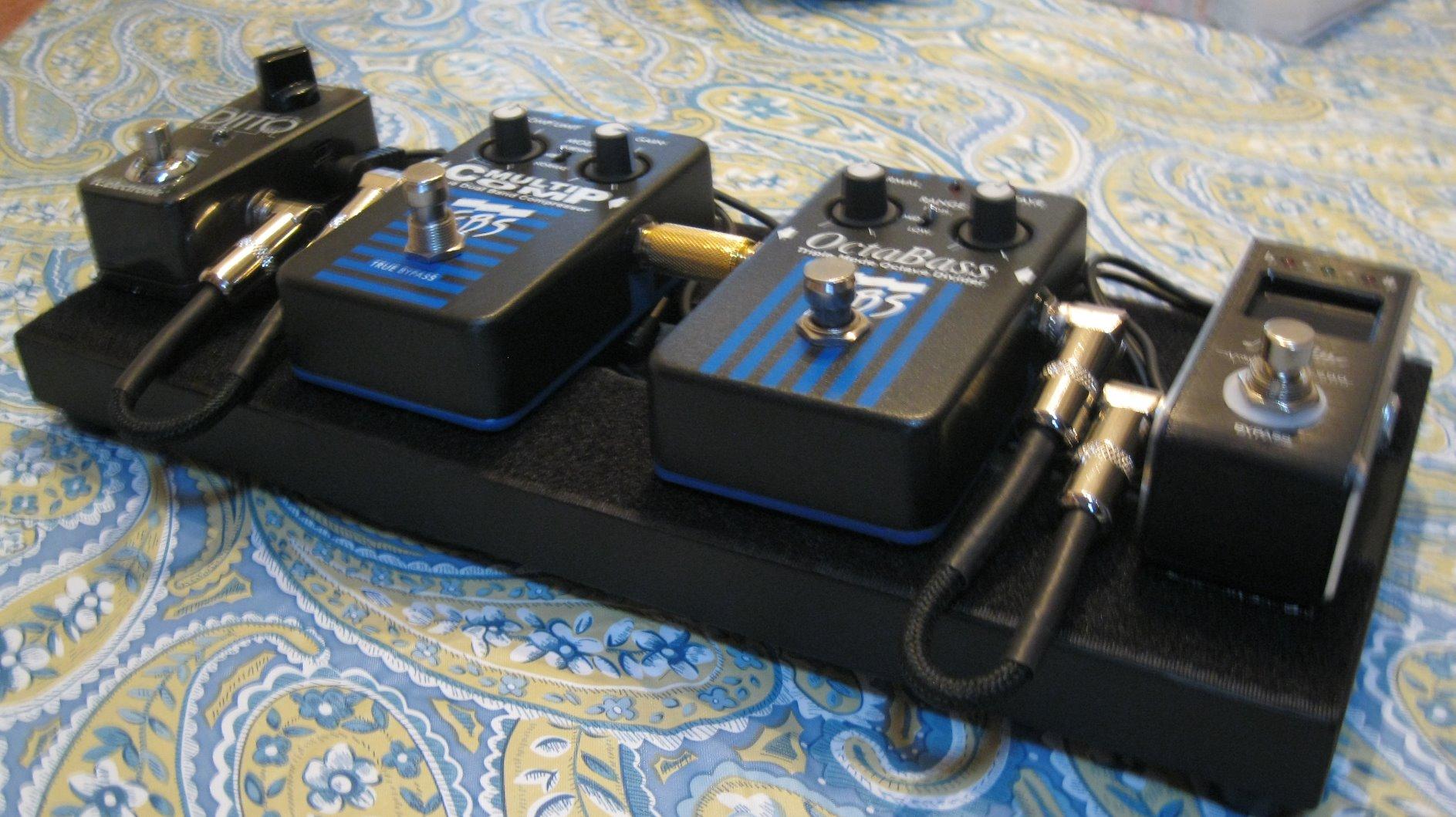 Pedaltrain Nano 14-inch x 5.5-inch Pedalboard with Soft Case customer photo 2