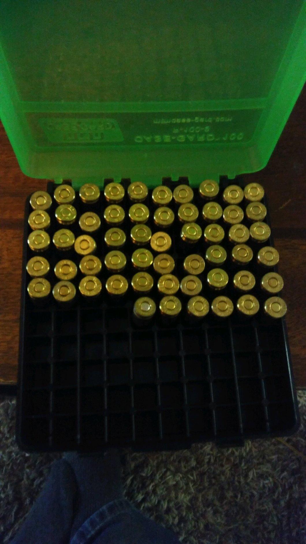MTM Case-Gard P-100-9-16T Ammo Box, 100 Round Flip-Top, Fits 9mm 380 ACP, Easy to Grip, Stackable, Snap Lock Latch, 4.75