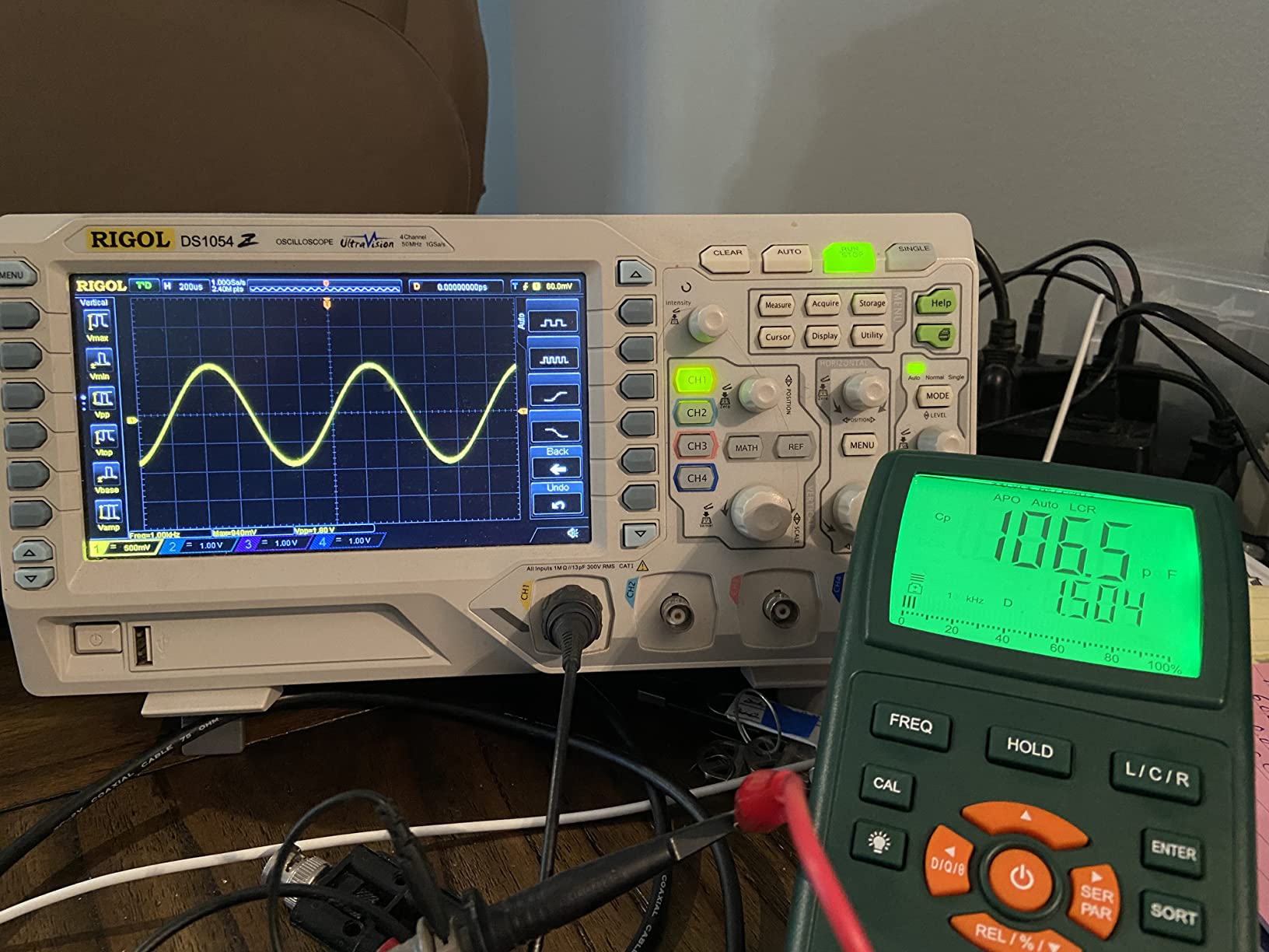 Extech LCR200 - Passive Component LCR Meter | Inductance, capacitance, resistance, Q/D/theta, 20000/2000-count dual display, 100Hz-100kHz, test fixture customer photo 2