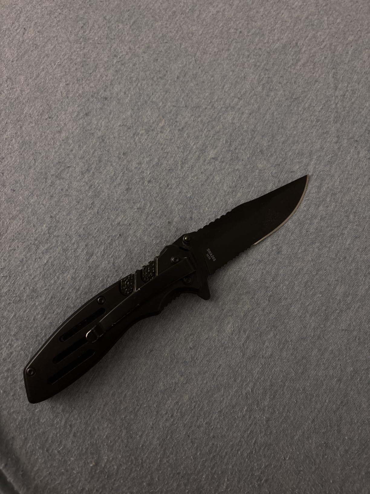 Smith & Wesson Accessories Extreme Ops SWA24S 7.1in S.S. Folding Knife with 3.1in Serrated Clip Point Blade and Aluminum Handle for Outdoor, Tactical, Survival and EDC customer photo 1