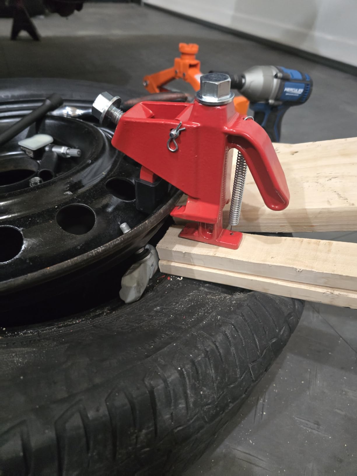 BeadBuster XB-450i Bead Breaker MADE-IN-USA for ATV/Motorcycle / 4x4 / Truck/Auto/Lawn Mower customer photo 2