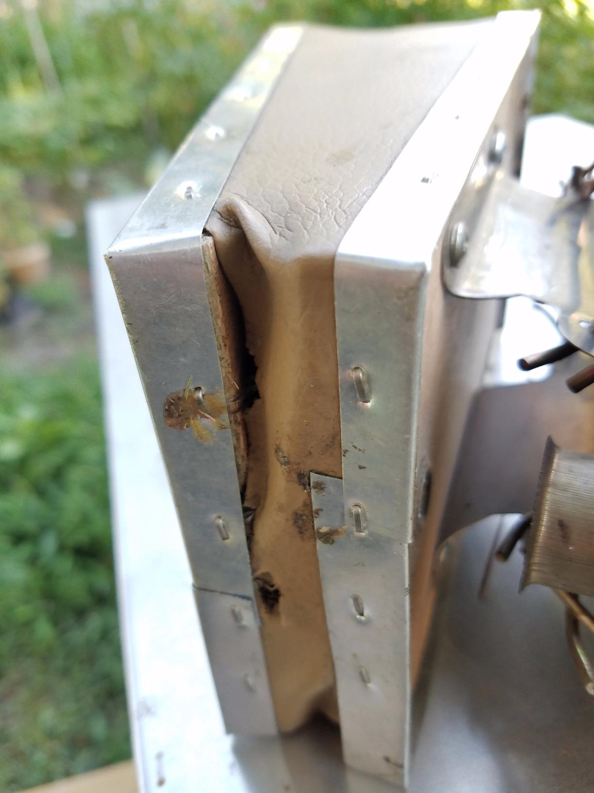New Bee Hive Smoker Stainless Steel w/Heat Shield Beekeeping Equipment customer photo 1