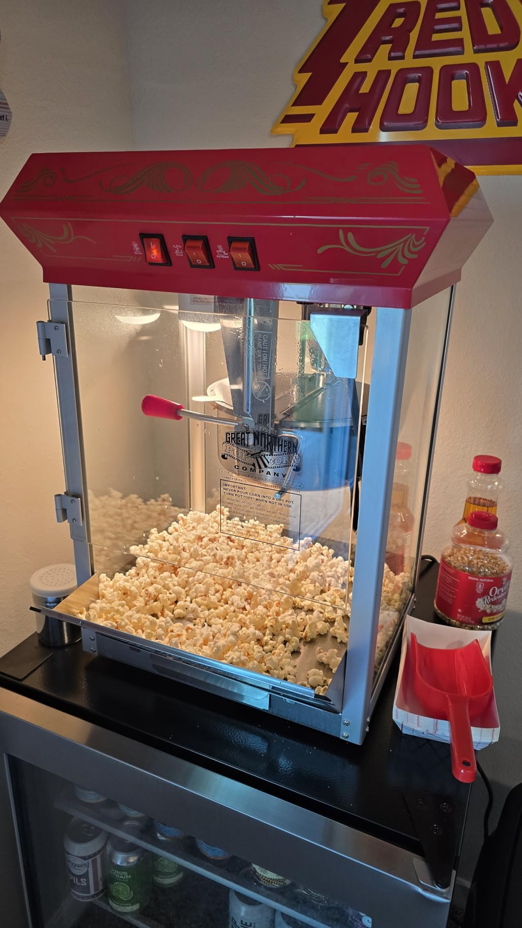 Great Northern Popcorn Good Time 8oz Popcorn Machine, Red customer photo 2
