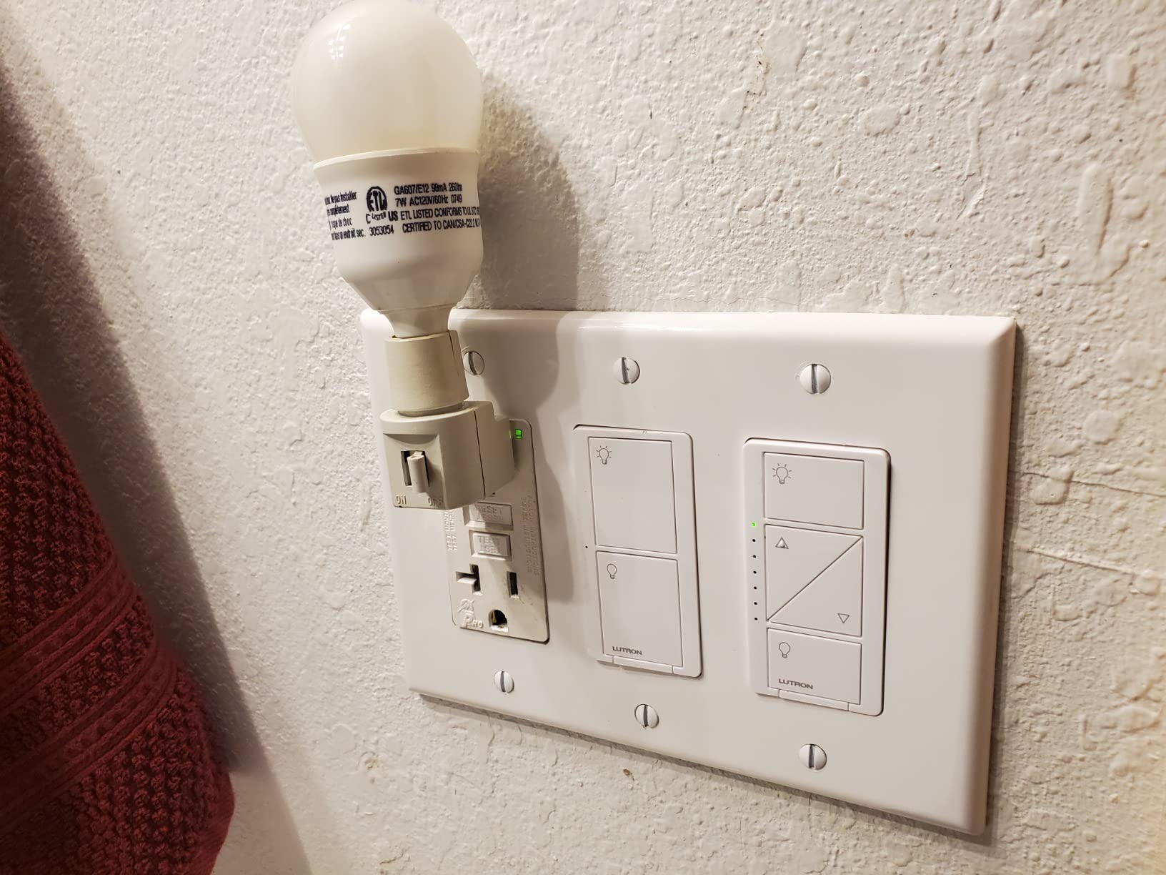 Lutron Caseta Original Smart Dimmer Switch, LED Dimmer Switch, 150W, Single-Pole/3-Way, No Neutral Required, Works with Alexa, Apple Home, Ring, & Google Home, PD-6WCL-WH, White customer photo 1