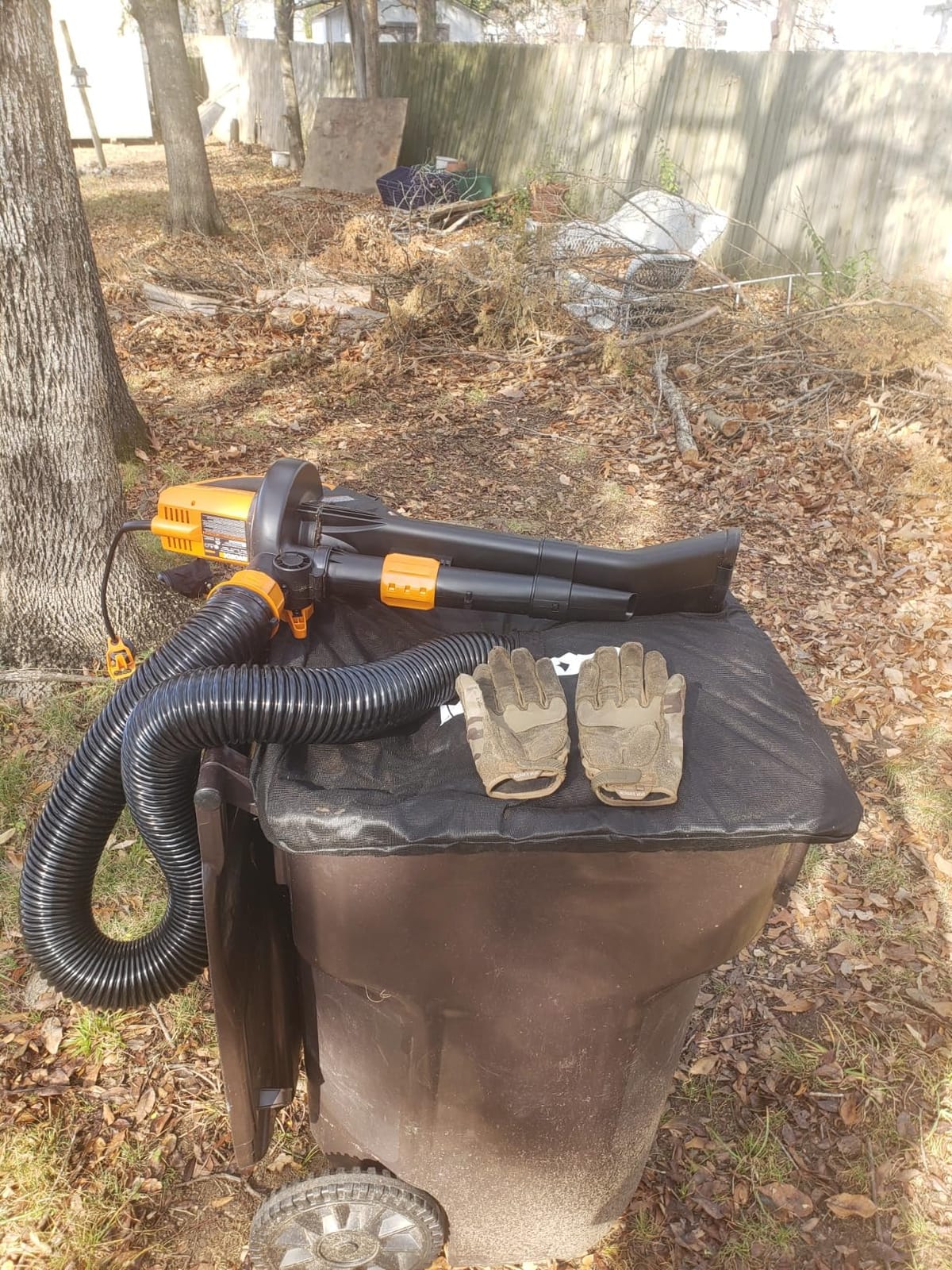 WORX Trivac 3 in 1 Electric Leaf Blower for Lawn Care, Leaf Vacuum with 350 CFM & 210 MPH, Leaf Mulcher with Metal Impeller, WG509 customer photo 1