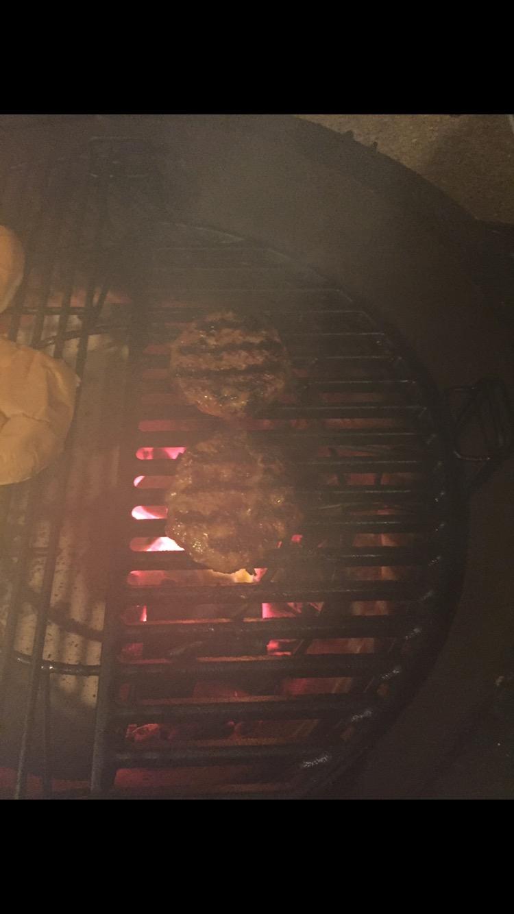 Kamado Joe Durable Half-Moon Cast Iron Cooking Grate with Grill Grate Lifter for Classic Joe 18-inch Charcoal Grill and Smokers, Model KJ-HCICG customer photo 1
