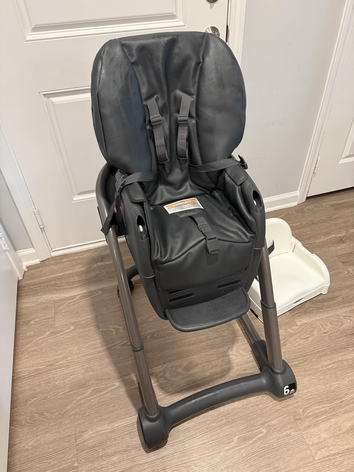 Graco Blossom 6 in 1 Convertible High Chair Studio customer photo 1