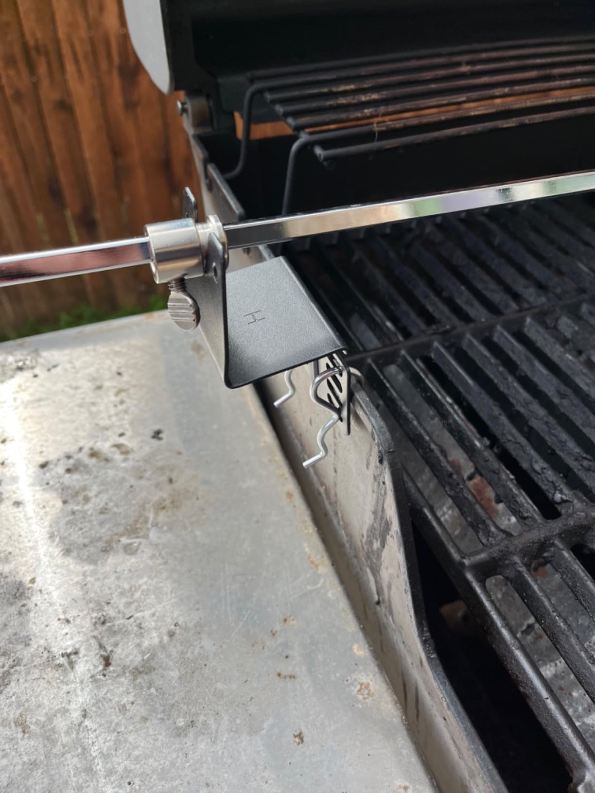 Dyna-Glo Universal Deluxe Rotisserie Kit for Grills customer photo 2