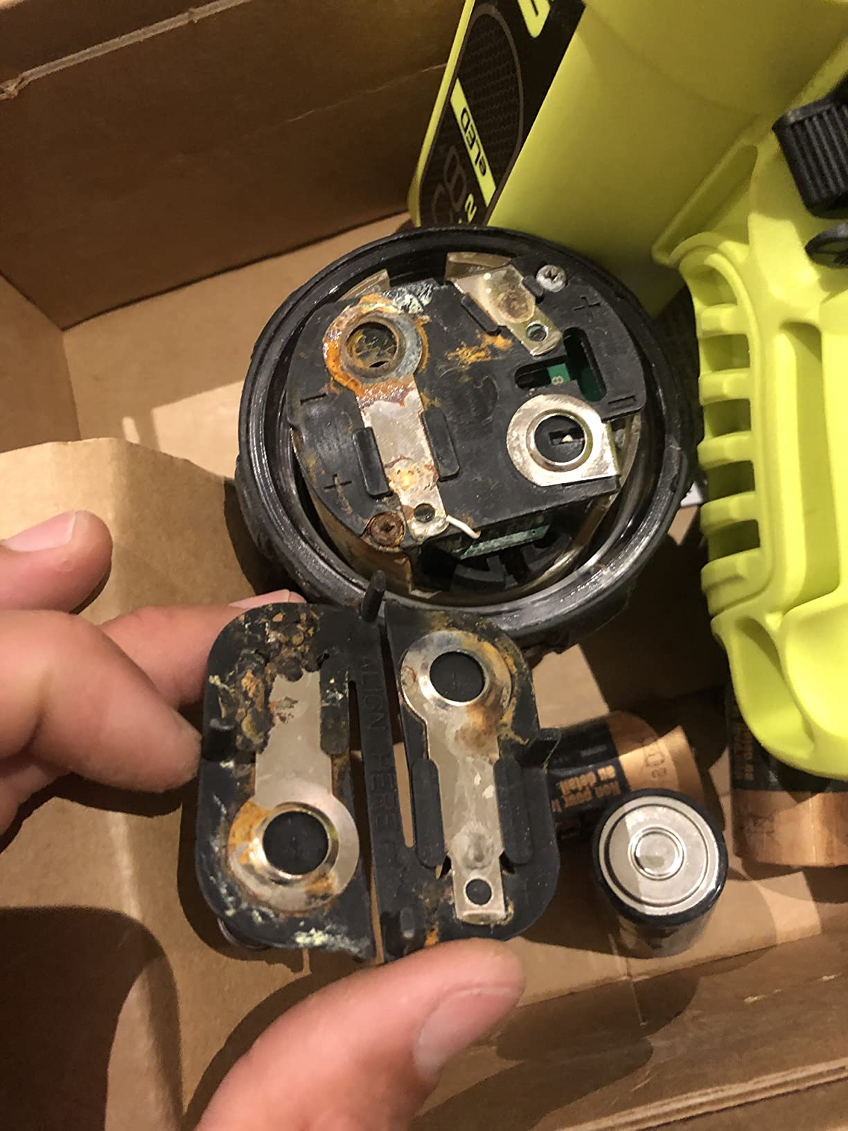 Underwater Kinetics C8 eLED (L2) Dive Light customer photo 1