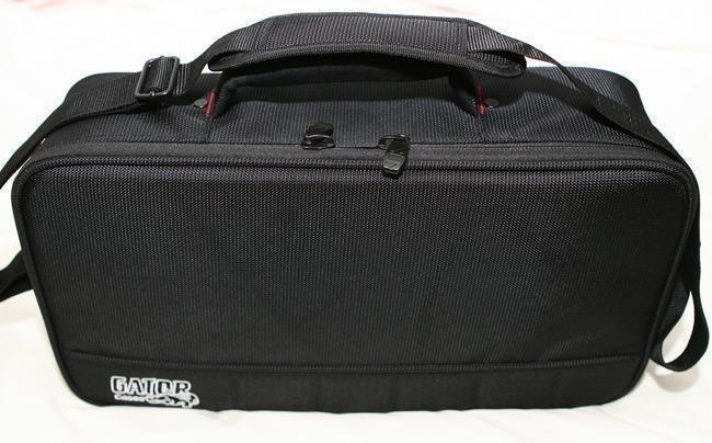 Gator Cases Aluminum Guitar Pedal Board with Carry Bag; Extra Large: 32
