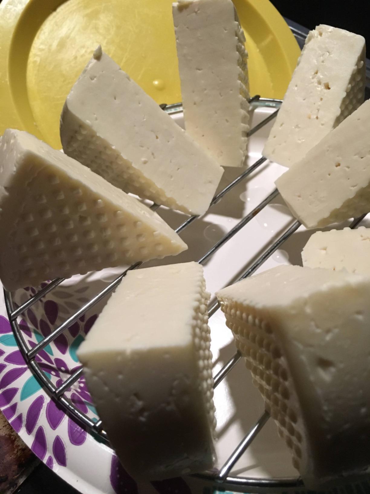 Ultimate Cheese Making Kit - Food Network's Best Overall Kit & Best Hard & Soft Cheese Kit - Make Mozzarella, Feta, Cheddar, Halloumi, Ricotta, Chèvre & More - Non-GMO, Made in USA customer photo 1