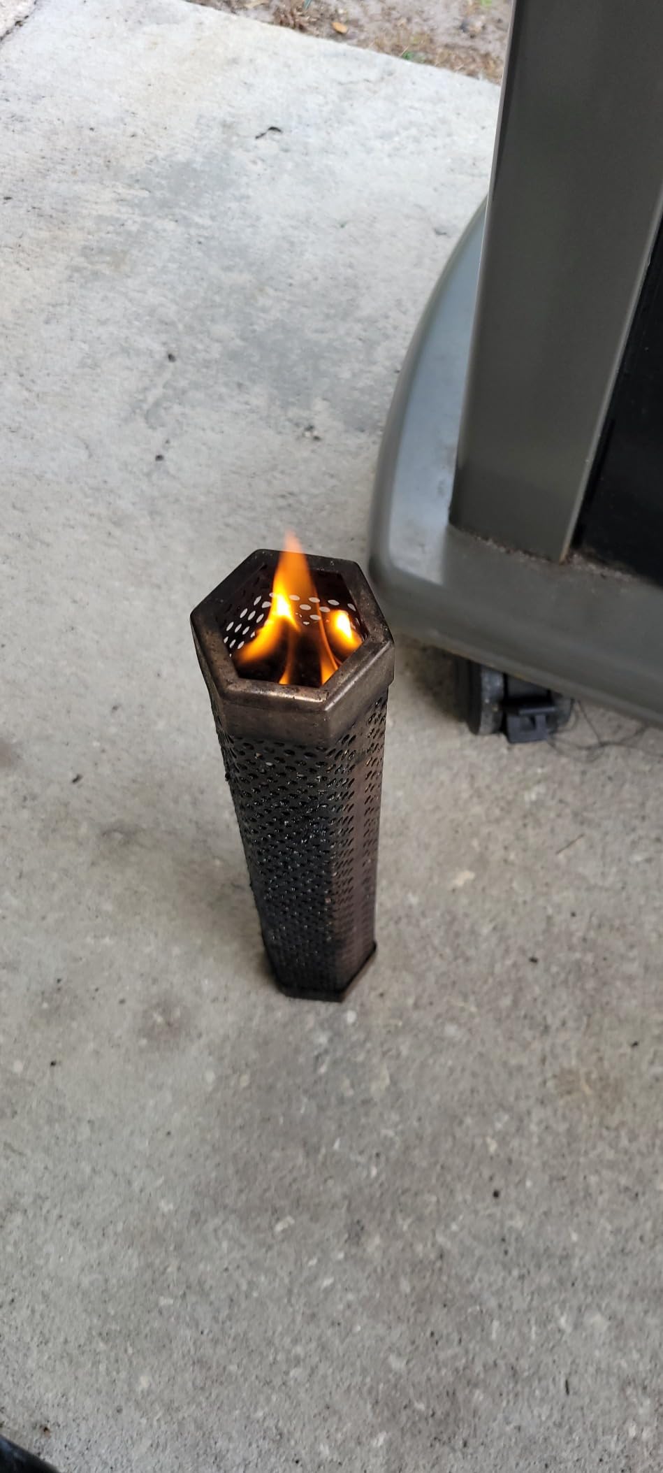LIZZQ Premium Pellet Smoker Tube 12 inches - 5 Hours of Billowing Smoke | Hot or Cold Smoking - for Any Grill or Smoker - An Easy and Safe Way to Provide Smoking - Free eBook Grilling Ideas & Recipes customer photo 1