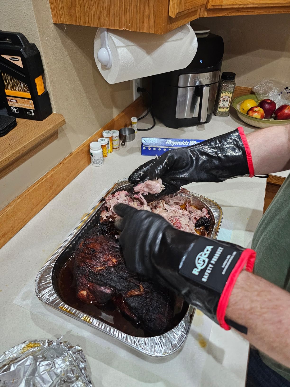 RAPICCA BBQ Grill Gloves, 932°F Heat Resistant Neoprene, 14 in XL | Oil Resistant & Waterproof, For Pitmaster - Smoking, Grilling, Cooking, Deep Frying Turkey, Handling Hot Greasy Meat customer photo 1