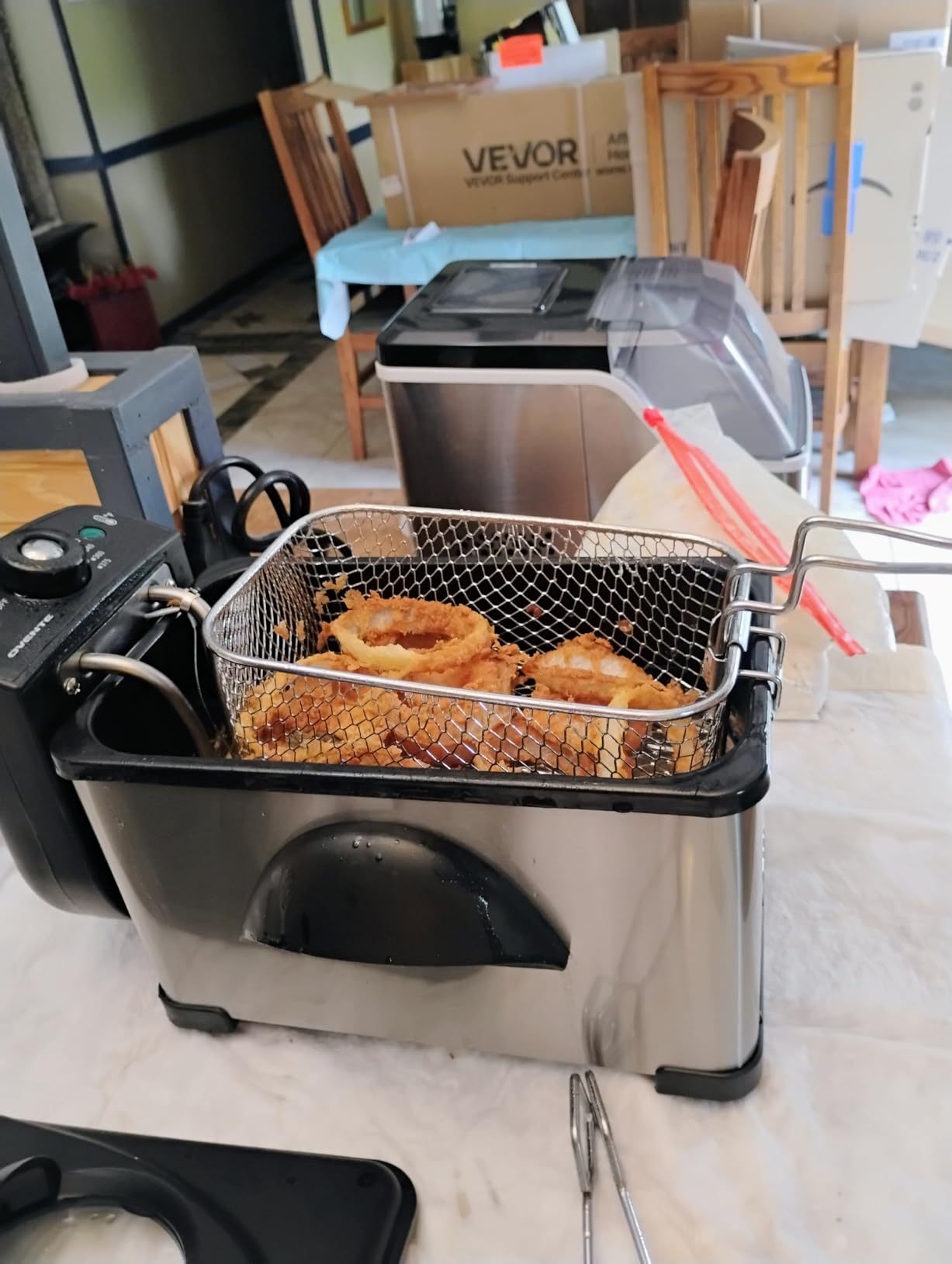 OVENTE Electric Deep Fryer, 2L Capacity, 1500W, Silver FDM2201BR, Lid w/ Viewing Window and Odor Filter, Adjustable Temperature, Removable Frying Basket and Easy to Clean Stainless Steel Body customer photo 1