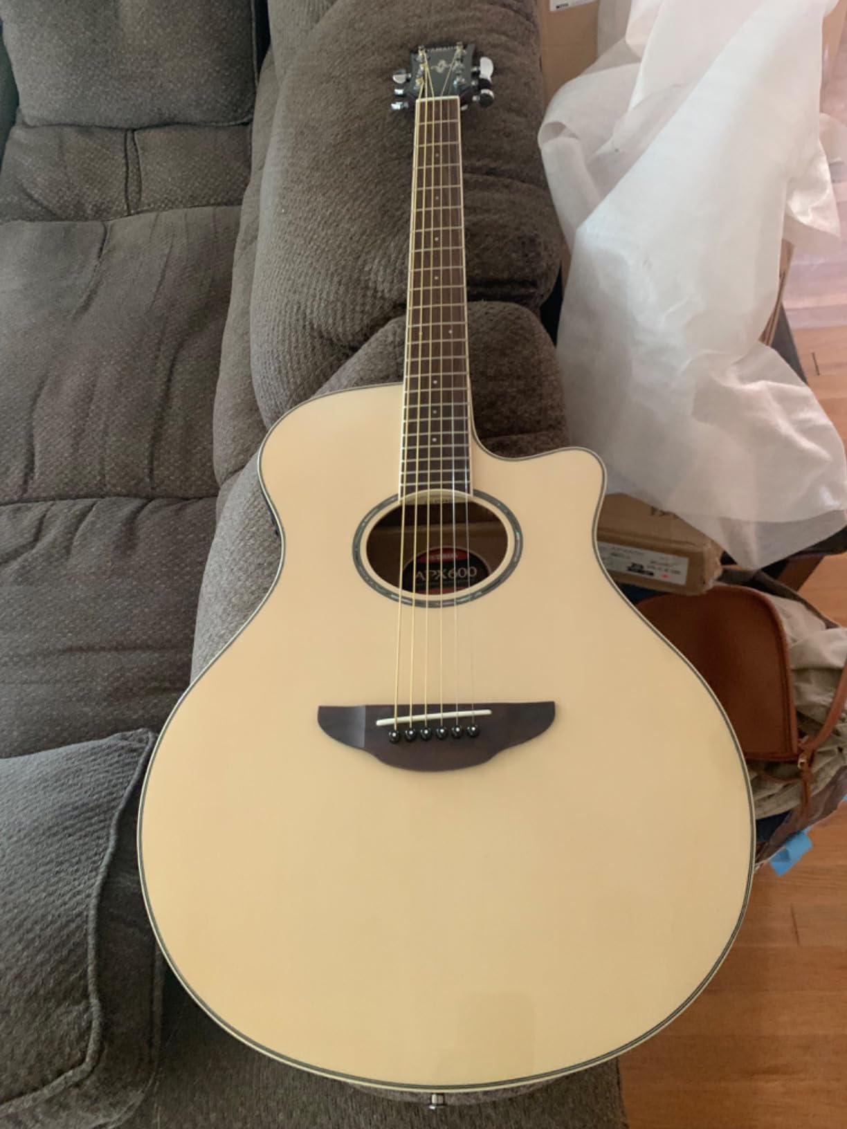 Yamaha APX600 OBB Thin Body Acoustic-Electric Guitar, Oriental Blue Burst customer photo 1