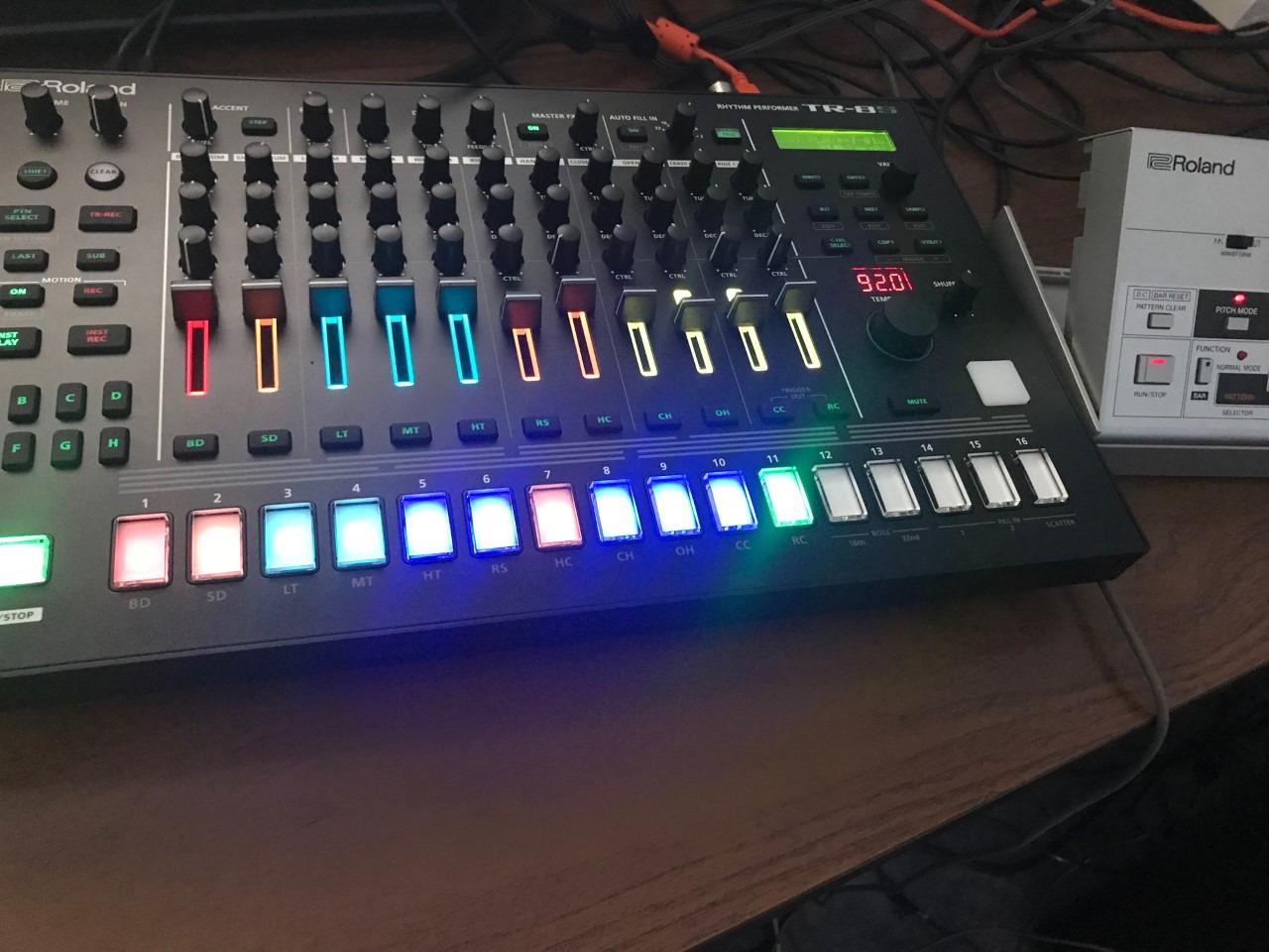 Roland TR-8S Rhythm Performer Advanced Drum Machine | Advanced Drum Machine with Classic TR Drum Sounds Including the TR-808, TR-909, TR-707, TR-727, TR-606 and CR-78, 128 Kits customer photo 1