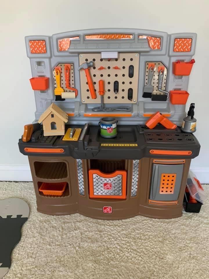Step2 Big Builders Pro Workshop for Kids, Indoor/Outdoor Tool Bench for Children, Interactive Play with Sounds, Includes 45 Piece Toy Accessory Kit, Made of Durable Plastic, For Toddlers 3+ Years Old customer photo 1