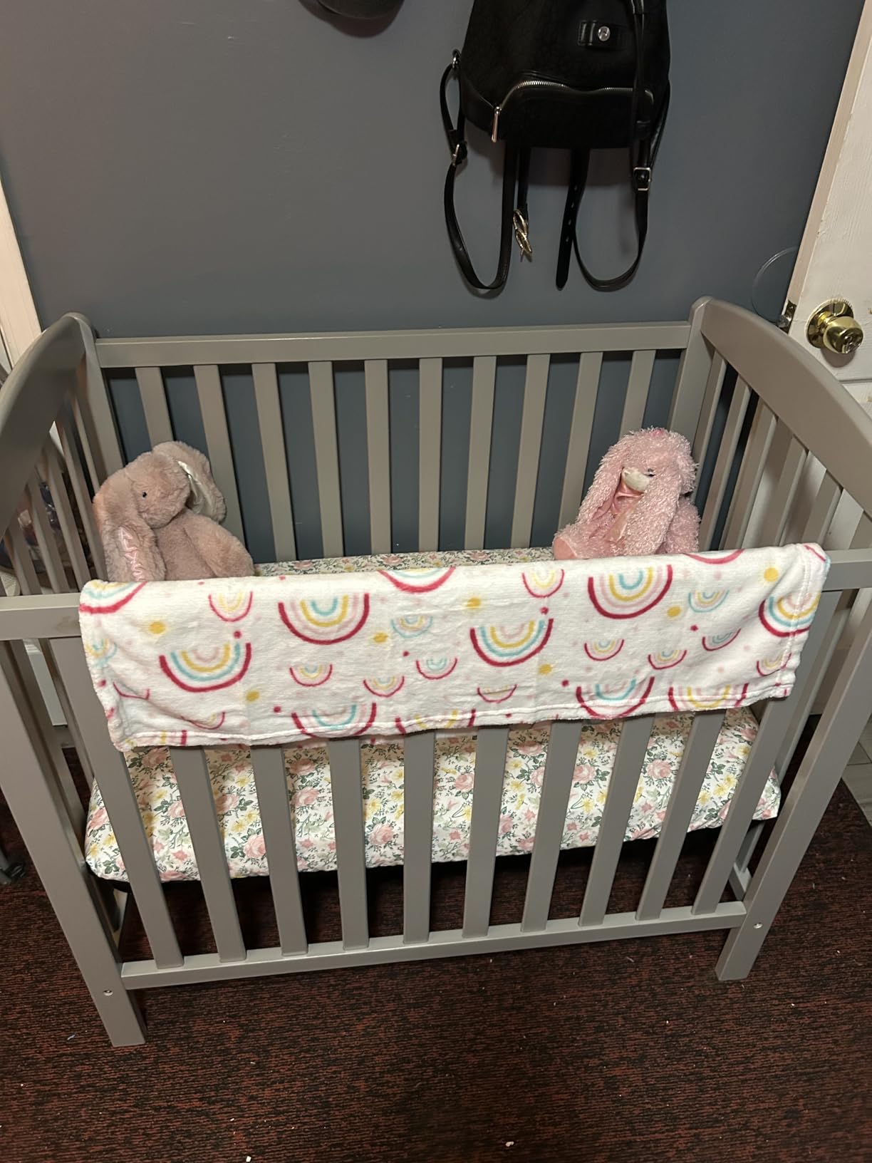 Delta Children Emery Mini Convertible Baby Crib with 2.75-Inch Mattress, Grey customer photo 1