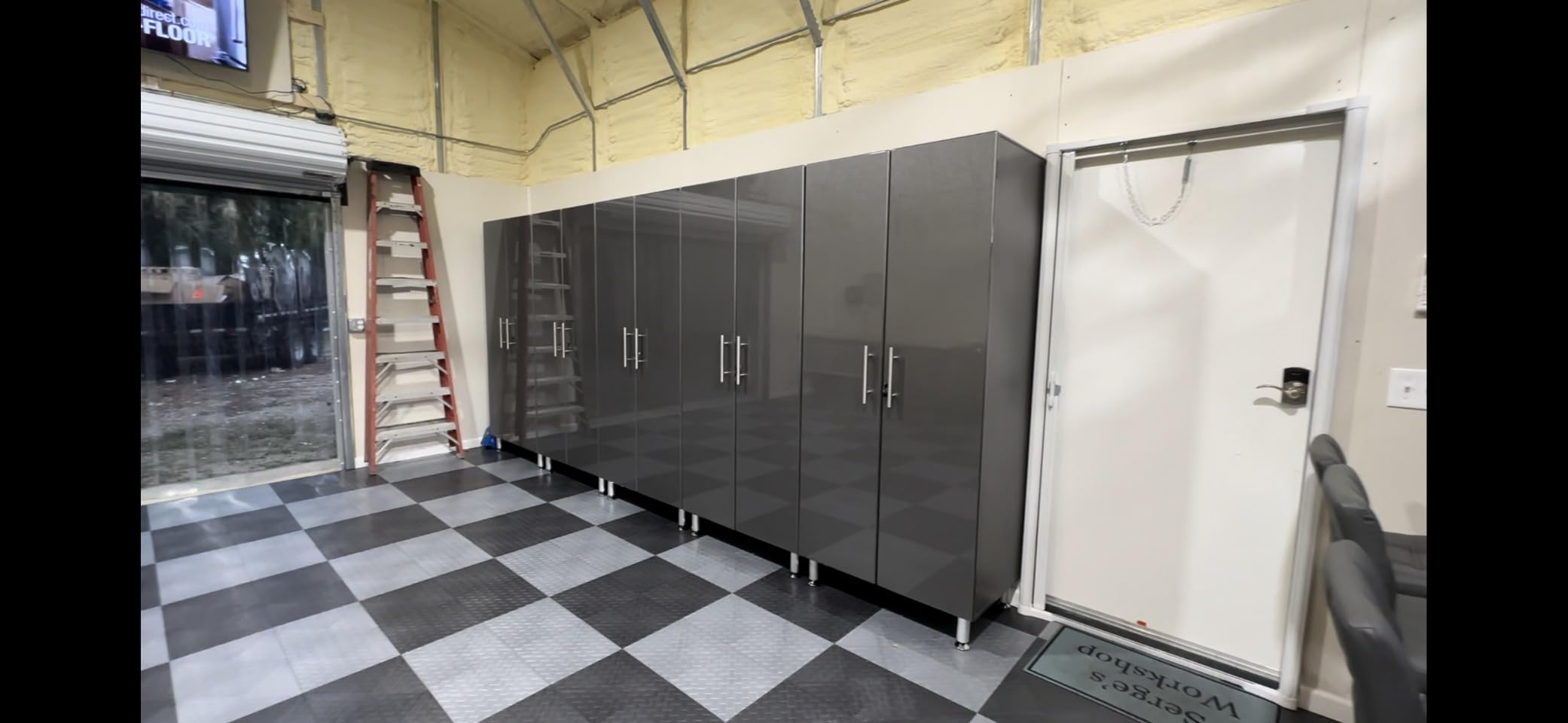 Ulti-MATE UG22630G 3-Piece Tall Garage Cabinet Kit in Graphite Grey Metallic customer photo 2