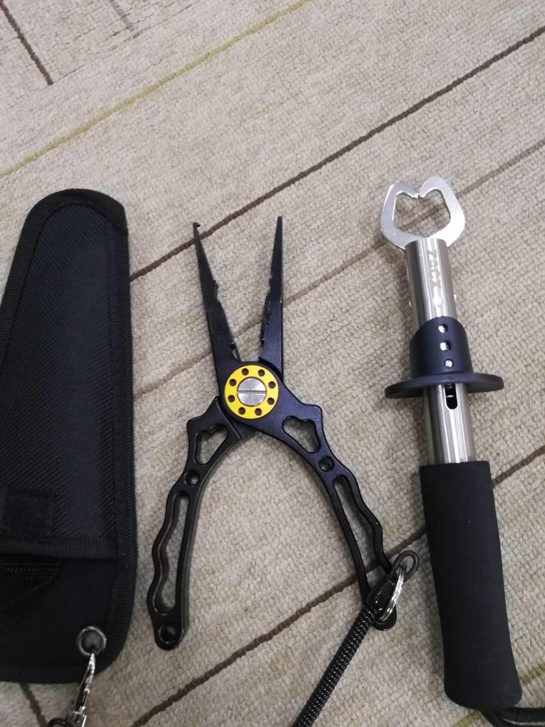 ZACX Fish Lip Gripper Pliers - Upgraded Multi-Function Hook Remover and Split Ring Pliers for Fly Fishing, Ice Fishing, Fishing Gear customer photo 2