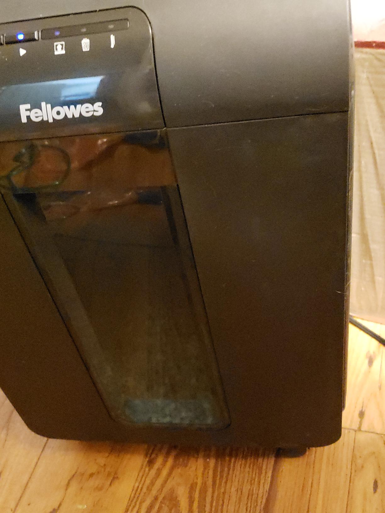 Fellowes AutoMax Micro-Cut 100M Commercial Office Auto Feed 2-in-1 Paper Shredder with 100-Sheet Capacity, Black customer photo 1