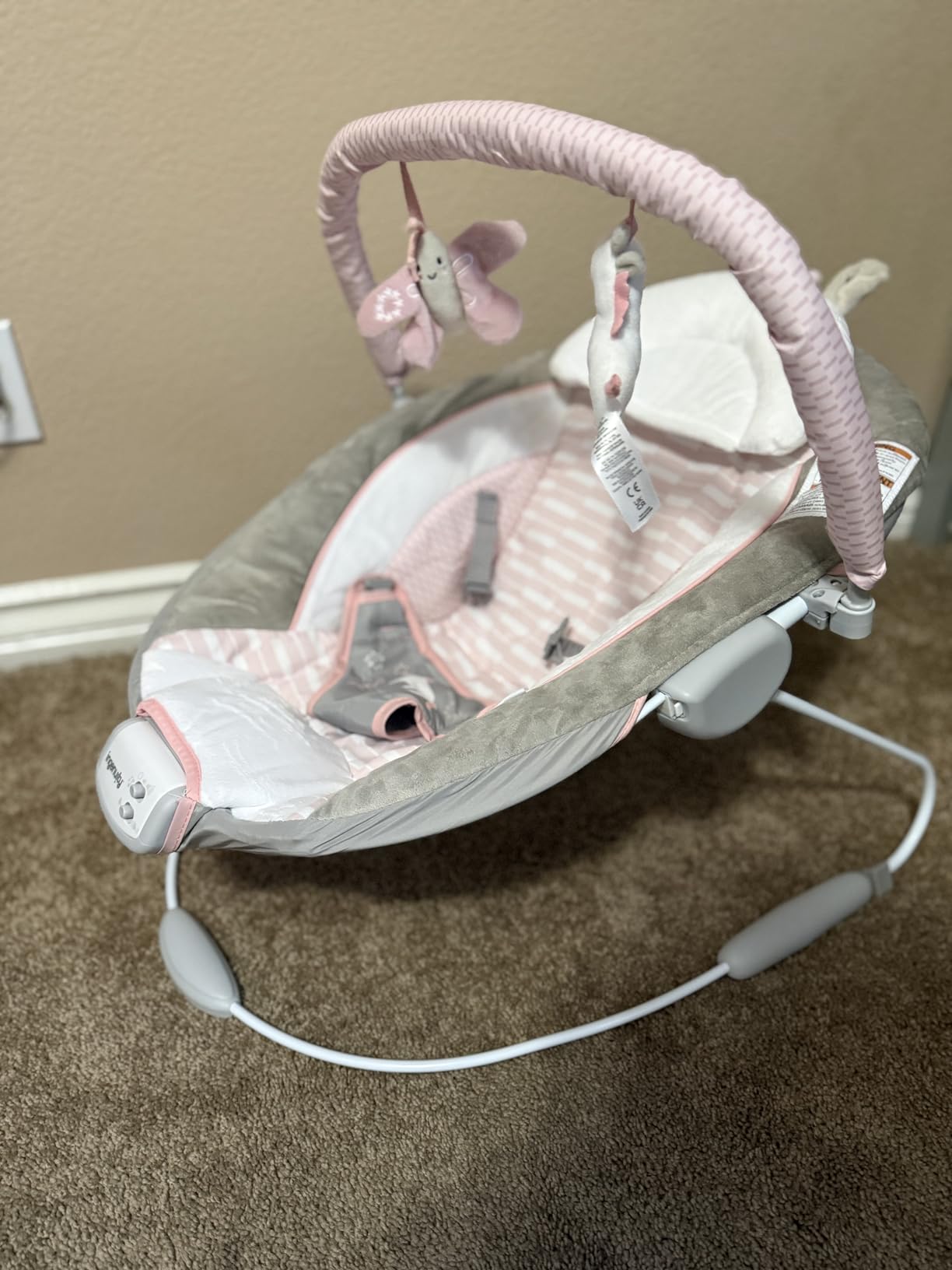 Ingenuity Soothing Baby Bouncer Infant Seat with Vibrations, Toy Bar & Sounds, 0-6 Months Up to 20 lbs (Pink Flora the Unicorn) customer photo 2