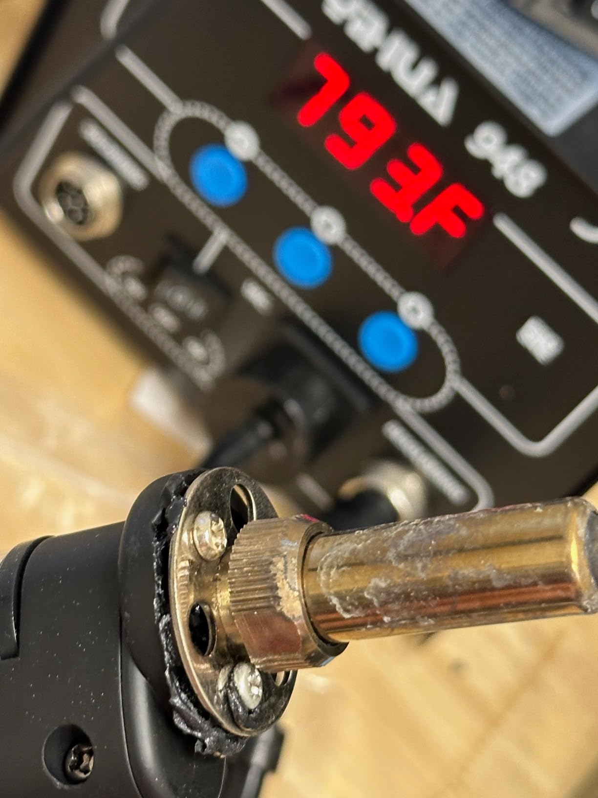 YIHUA 948 Upgraded 2 in 1 ESD Safe 80W Desoldering Station and 60W Soldering Iron- Desoldering Gun and Soldering Station °F /°C customer photo 2